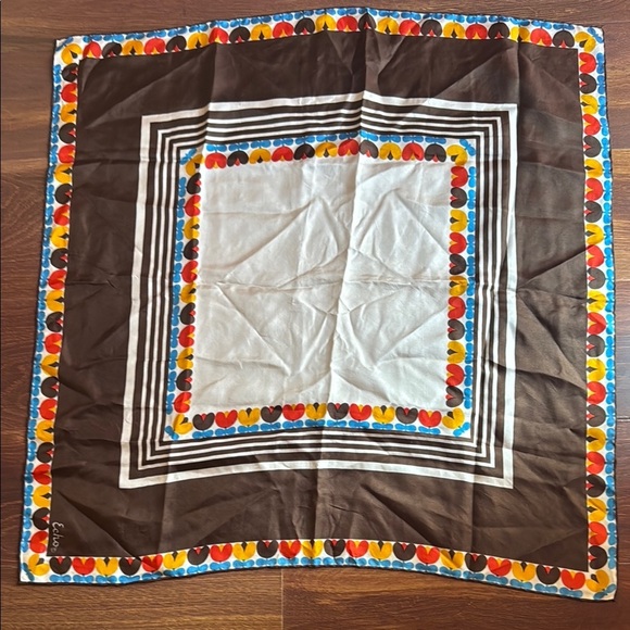 Echo Silk Flower design Scarf - Picture 1 of 6